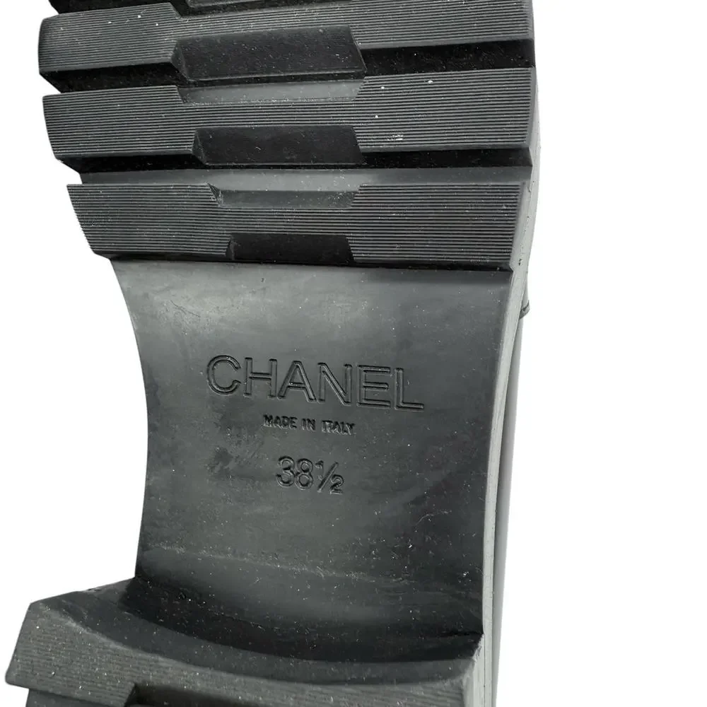 CHANEL Calfskin Metal‎ CC Loafers Black Women’s Size 38.5 - Picture 9 of 11